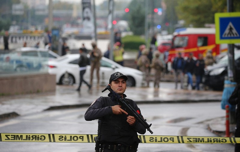 Răspunsul Turciei după atacul terorist din Ankara:  atacuri aeriene în Irak și arestări în Istanbul