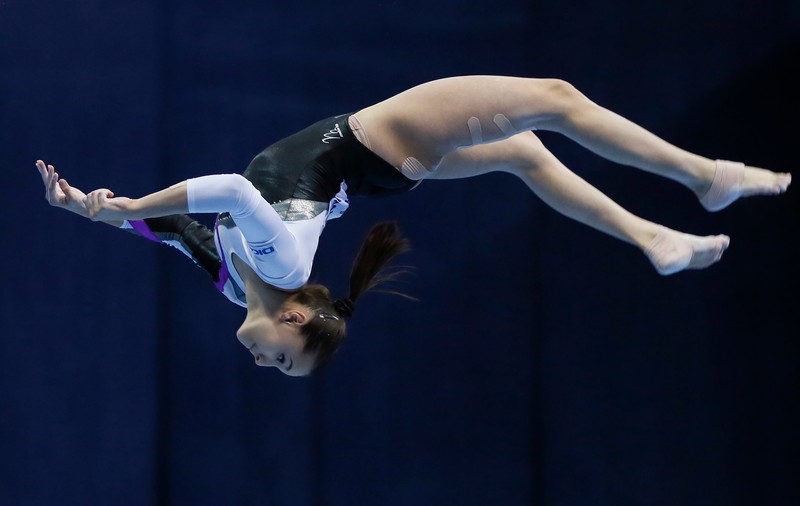 Ce rușine: echipa feminină a României, doar locul 13 în calificări la Mondiale! Adio, Rio! ^Doar două fete în finala de individual compus. Reacția Nadiei