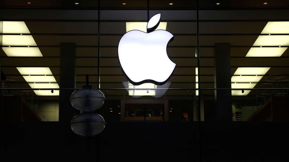 Logoul Apple, pe fațada unei clădiri.