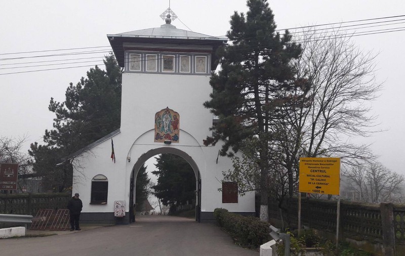 FOTO EXCLUSIV/ Cum arată locul unde va fi înmormântată Stela Popescu duminică