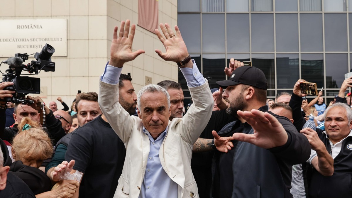 Judecătorul Vlad Andriescu, de la Secția I Penală a Tribunalului București, este magistratul care a dispus plasarea sub control judiciar a lui Călin Georgescu. Sursă Libertatea