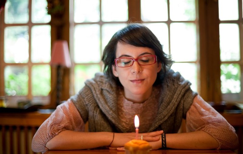 46, numărul morților din Club Colectiv. ^Teodora Maftei, suporteră înfocată a Rapidului, s-a stins din viață pe un pat de spital din Israel