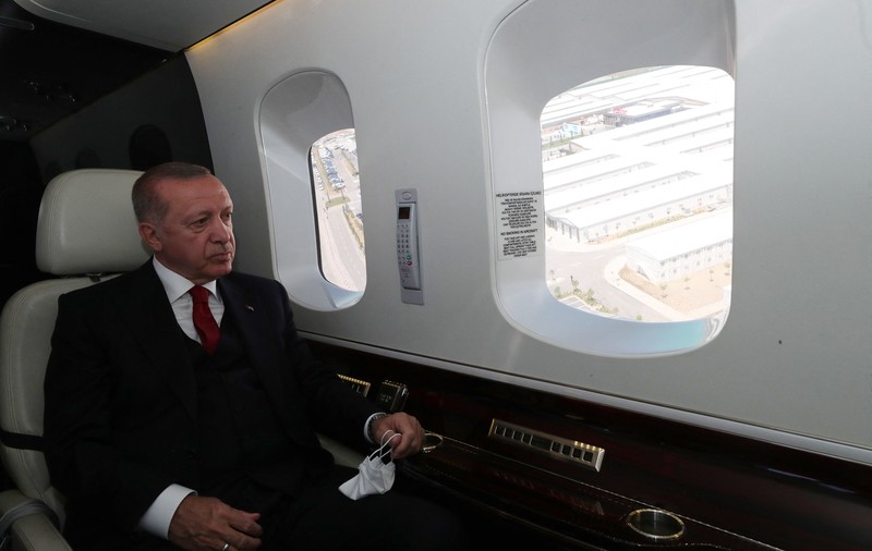 Erdogan vrea să înăsprească legislaţia privind social media, după ce naşterea nepotului său a devenit subiectul unor calomnii şi ironii pe Twitter