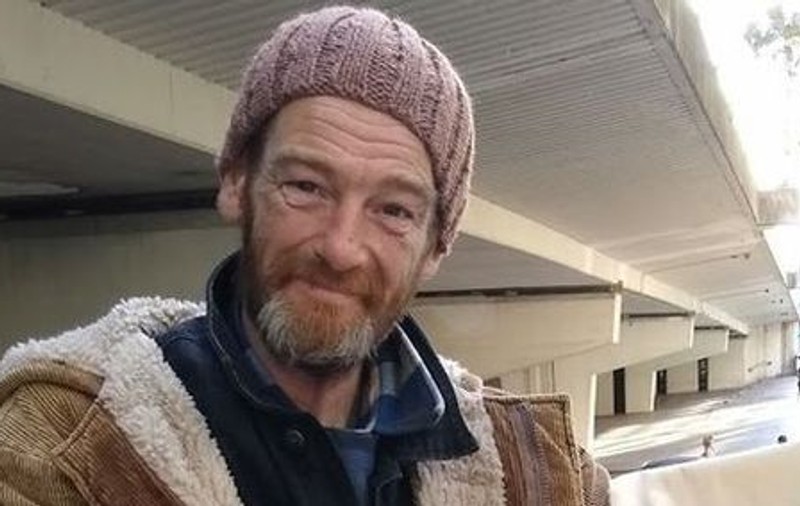 Ideea care l-a făcut pe un bărbat fără adăpost din Birmingham să aibă un succes neașteptat