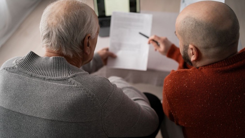 Cine poate afla câți bani are o persoană decedată în bancă - Sursă foto: Shutterstock