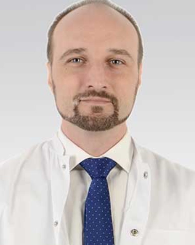 Cum ne afectează organismul și somnul trecerea la ora de iarnă. Interviu cu dr. Răzvan Lungu, medic somnolog