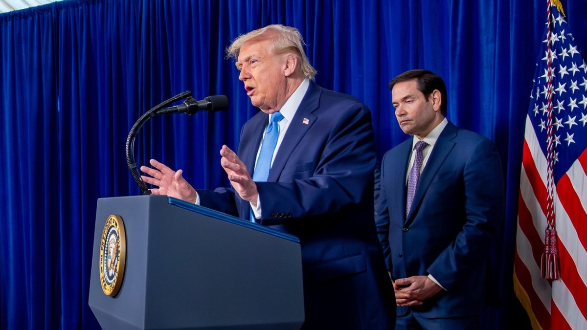 Donald Trump, în timpul conferinței de presă de la Mar-a-Lago, Florida, în care a oferit detalii despre prinderea lui Nicolas Maduro