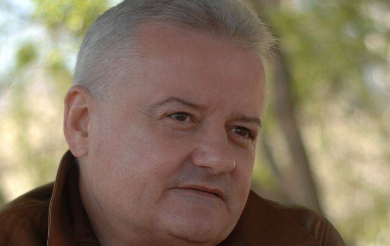 IRINEL COLUMBEANU dă de PĂMÂNT cu FLORE, BLONDA cu care a fost prins în JACCUZZI!