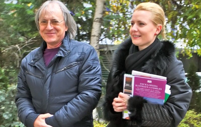 «Doar Mihai ştie dacă ea e nevasta potrivită» | Mihaelei Constantinescu nu i-a picat bine vestea că fostul soţ se însoară