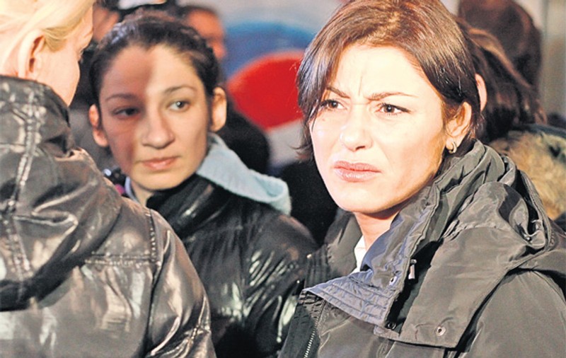 Handbalista Alina Dobrin, bănuită de soţul ei de lesbianism, a rupt tăcerea: "N-aş fi vrut să îmi văd copilul prin tribunale!"