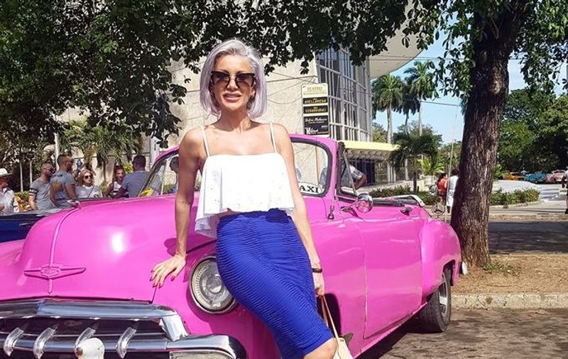 Raluca Tănase, de la Bambi, în cel mai sexy costum de baie. Cum arată blonda