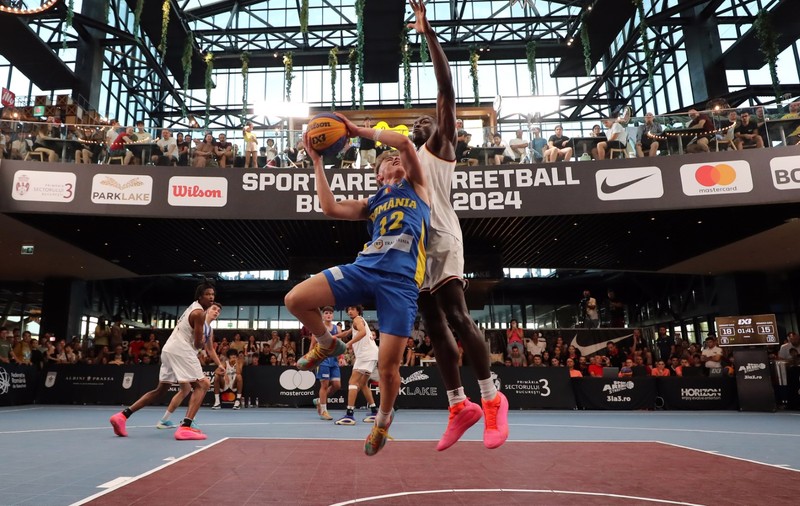 Spiritul Euro 2024 și la meciurile de baschet: A fost atmosferă incendiară în ParkLake Shopping Center la meciurile României din Liga Națiunilor la 3x3