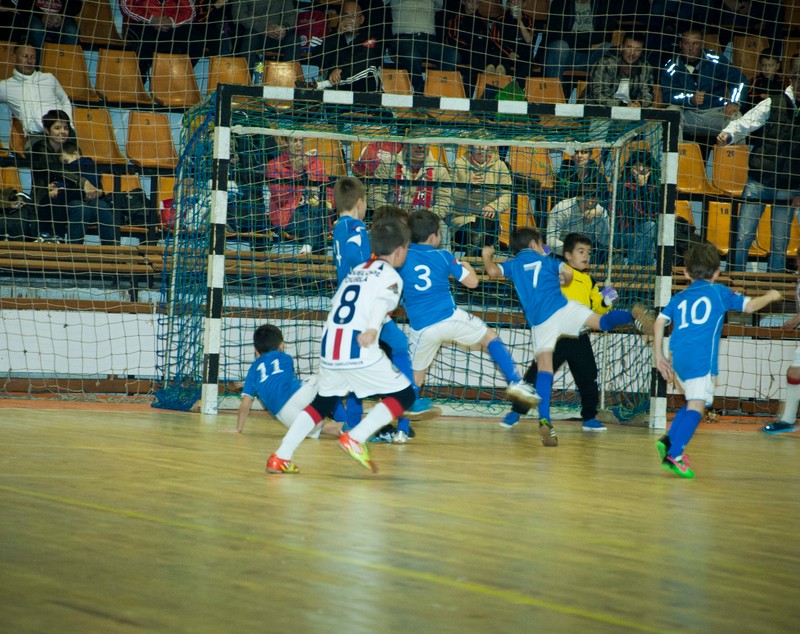 Cel mai tare turneu de fotbal pentru copii, Kids Winter Cup, reunește 42 de echipe și peste 500 de prichindei