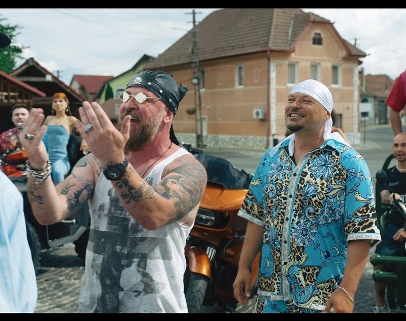 Puya și-a luat casă la țară, dar nu poate locui acolo. Care este motivul pentru care a luat această decizie. „Merg, stau o zi și mă întorc acasă”