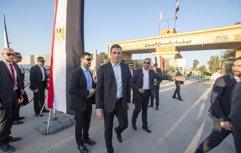 Pedro Sanchez vrea să convingă cinci premieri din UE să recunoască statul palestinian, în încercarea de a opri „dezastrul umanitar" din Gaza