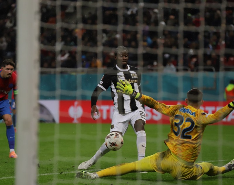 FCSB a fost învinsă de Young Boys Berna la București, în faza principală din Europa League