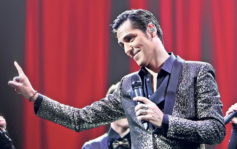 «Veta bate lerul»! Duelul Ştefanilor sub bradul de Crăciun | EXCLUSIV