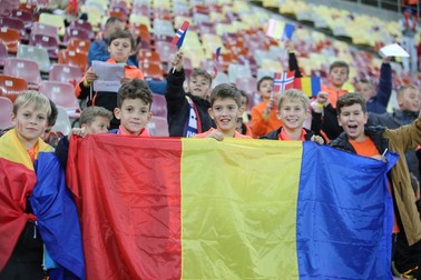 Aproximativ 30.000 de copii au asistat la meciul României