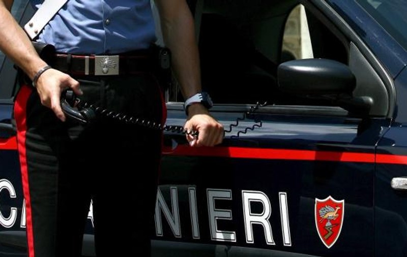 Român arestat în Italia pentru maltratarea familiei sale