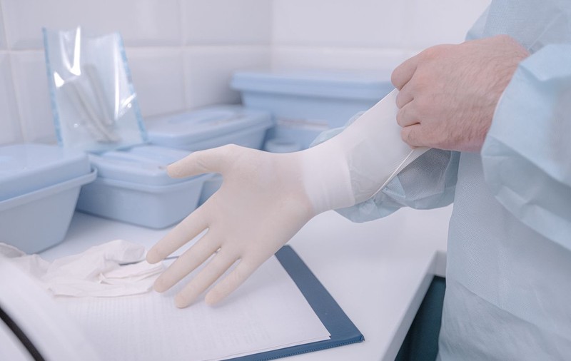 Cum tratezi hemoroizii fără chirurgie clasică și fără internare