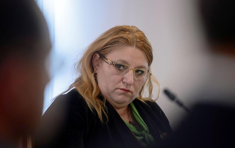 Diana Șoșoacă îi cere ajutorul Ursulei von der Leyen în cazul deciziei CCR și în același timp o întreabă: „Care mai e diferența între UE și epoca stalinistă?”