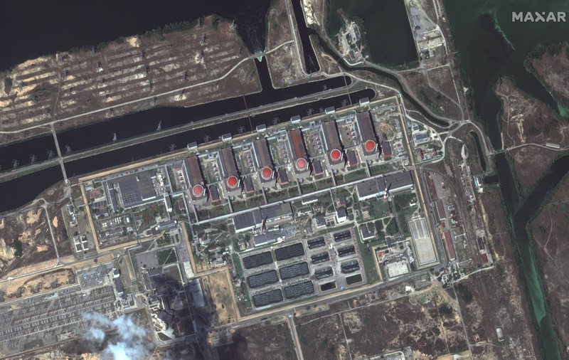 Noi bombardamente în jurul centralei nucleare de la Zaporojie. Rusia și Ucraina se acuză reciproc că au țintit zona