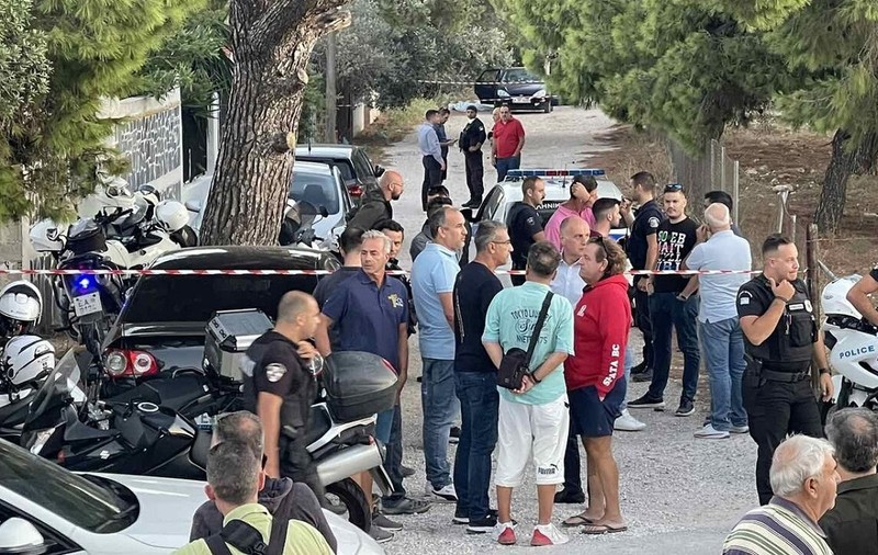 Șase bărbați, împușcați mortal într-o reglare de conturi, lângă Atena