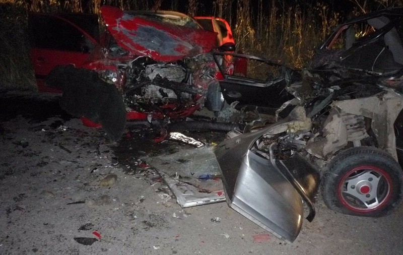 Tragedie într-o comună din Olt! Un mort şi opt răniţi într-un carnagiu pe DJ 546
