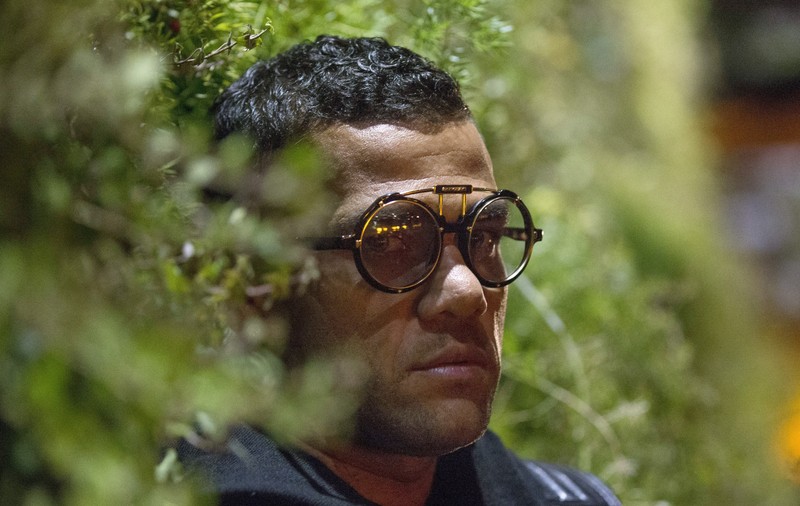 Dani Alves și-a prelungit contractul cu Barcelona până în 2017 / GALERIE FOTO