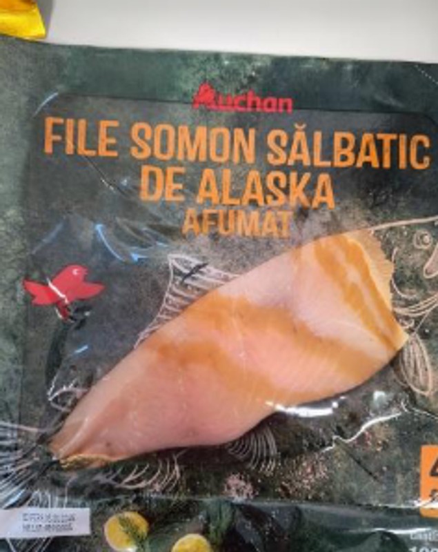 Auchan retrage de la vânzare un somon afumat, contaminat cu Listeria