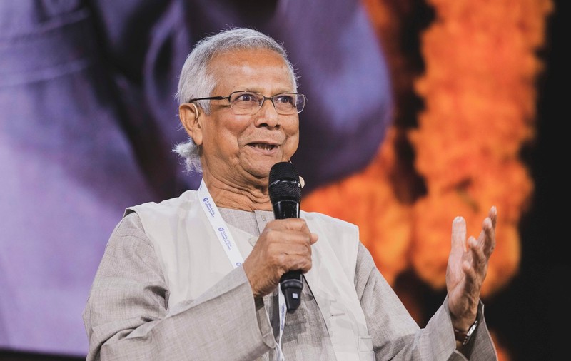 Laureatul Premiului Nobel pentru Pace în 2006, Muhammad Yunus, audiat în Bangladesh privind acuzațiile de corupție, pe care le numește „o hărțuire”