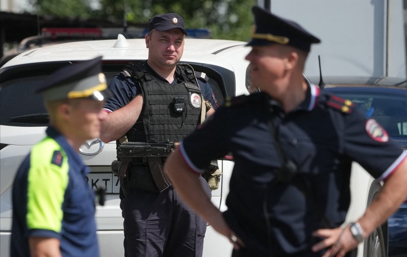 Patru persoane au fost rănite într-o școală din Rusia de un elev de 13 ani. Copilul a lovit cu ciocanul trei colegi și o profesoară