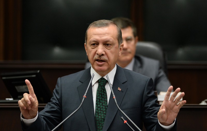 Turcii, PUŞI LA POST de Facebook şi YouTube! DECIZIE FĂRĂ PRECEDENT a premierului de la Ankara