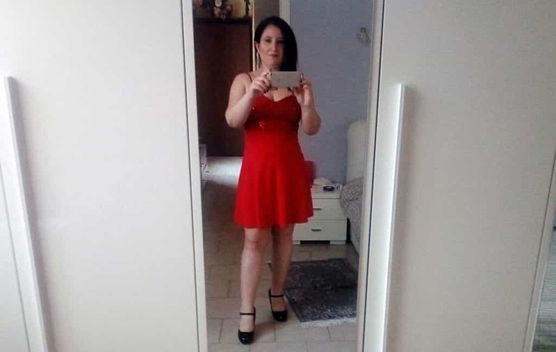 O femeie și-a abandonat bebelușul timp de șase zile pentru a petrece cu iubitul cunoscut pe Tinder, în Italia. Fetița a murit