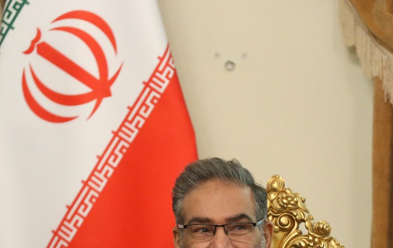 Consilierul lui Ali Khamenei, care a scăpat miraculos după ce israelienii i-au bombardat casa: „Am crezut că e cutremur. Am stat 3 ore sub dărâmături”