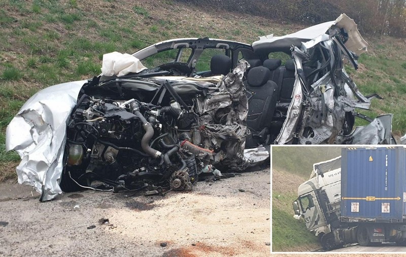 Șofer român de TIR internat în stare de șoc, după ce a izbit în plin o mașină intrată pe contrasens, la Arras, în Franța