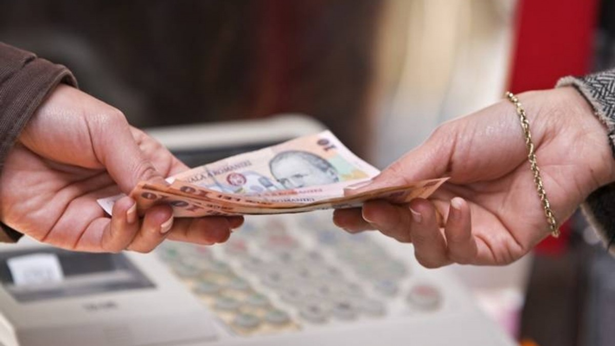 A vrut să dea șpagă 200 de euro unui polițist de la ”Permise”.
