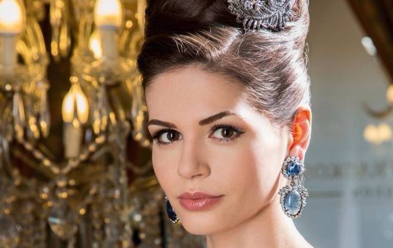 Monica Gabor, cu avionul privat al lui Mr Pink. Cum s-a pozat vedeta