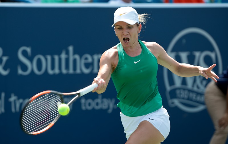 Cât costă să te îmbraci ca Simona Halep
