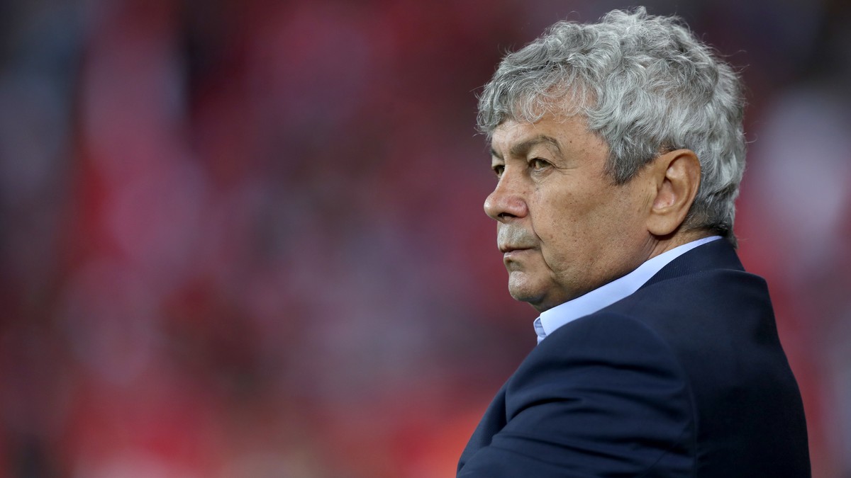 Mircea Lucescu, propus antrenor în Brazilia, la FC Santos, fosta echipă a lui Pele!