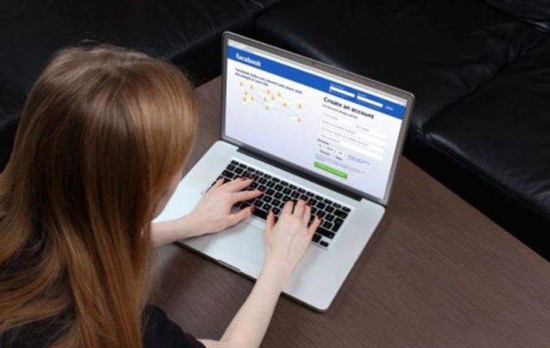 Facebook oferă 300 de milioane de dolari presei, pentru proiecte jurnalistice
