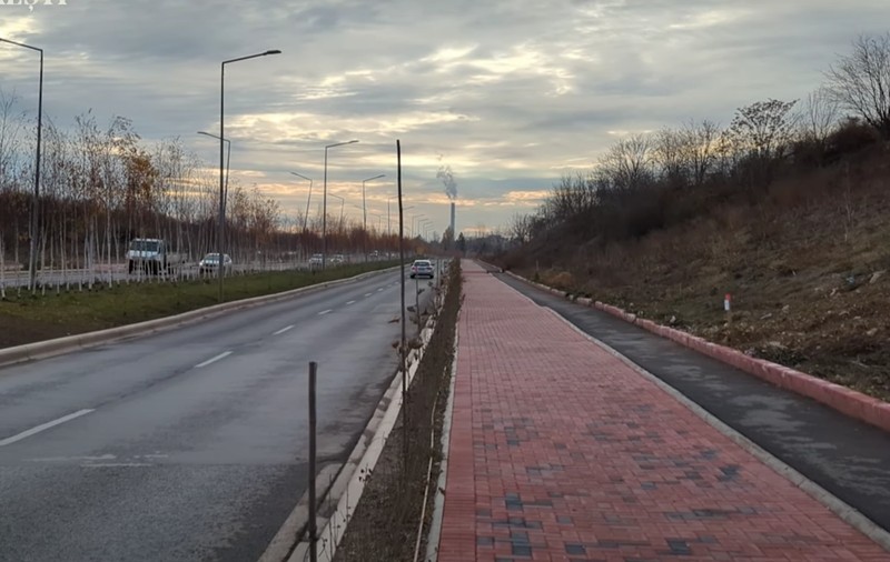 Bulevardul din București, construit în 60 de zile de primarul Robert Negoiță, s-a surpat în mai multe locuri. Cât a costat lucrarea I VIDEO