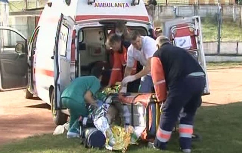 IMAGINI HALUCINANTE DUPĂ EXPLOZIA DE LA RESTAURANTUL DIN CARACAL! UN RĂNIT GRAV, SCĂPAT DE PE TARGĂ!