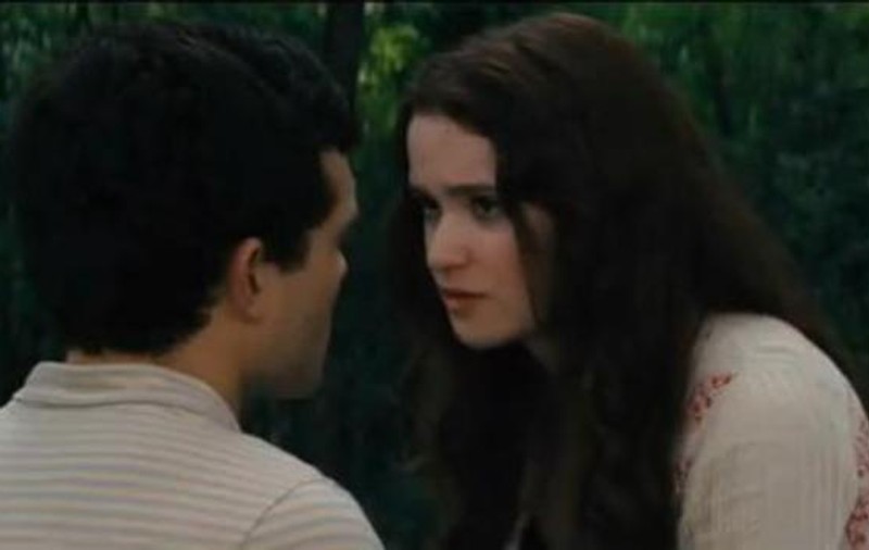 FANII TWILIGHT VOR FI ȘOCAȚI! Uite-i pe NOII BELLA și EDWARD! VIDEO