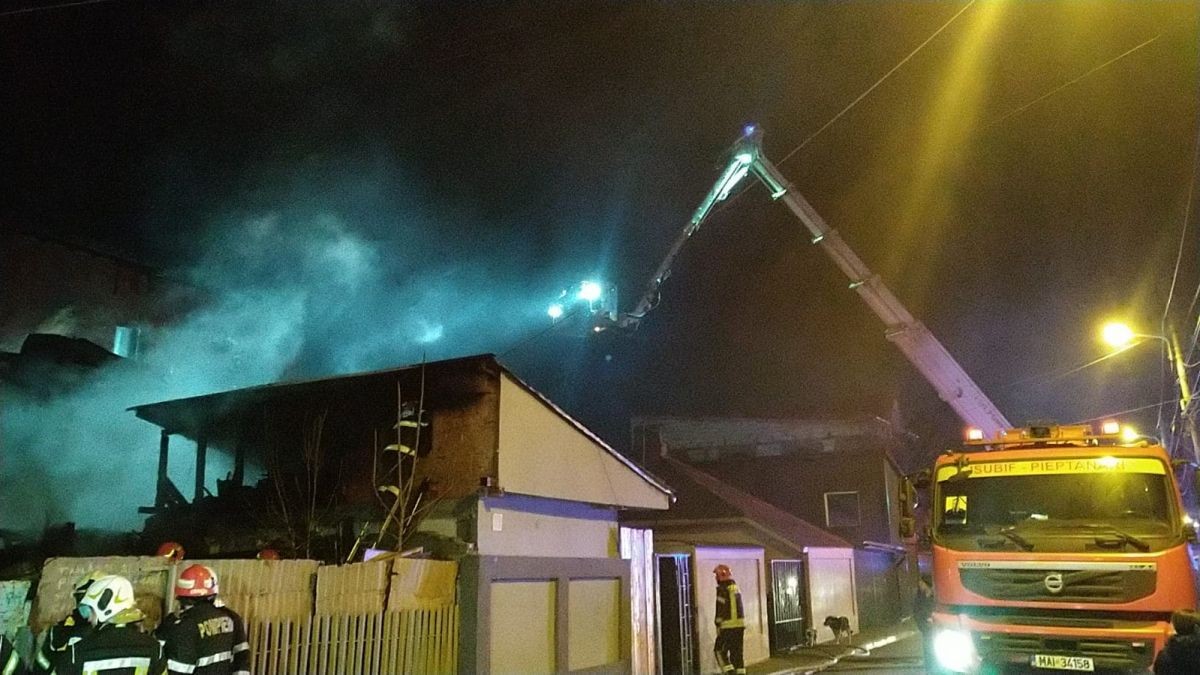 Incendiu in Bucuresti (foto ISU)