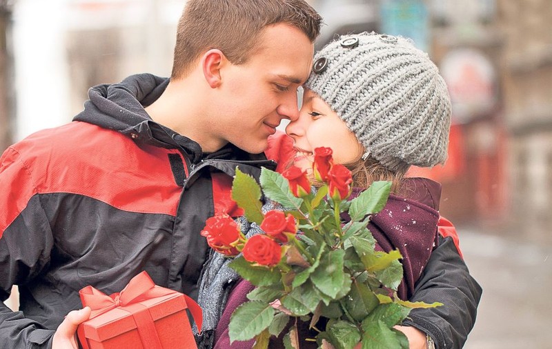 Românii pun preț pe dragoste: dau 2.500 de euro pentru călătorii de Valentine's Day. Tu cât plătești ca să-ți fericești jumătatea?