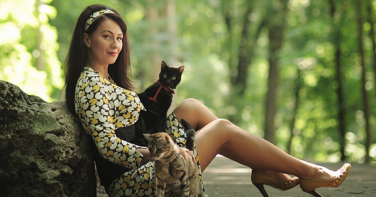 Roxana Rus, fostă miss Bikini World şi model Playboy, salvează animale abandonate