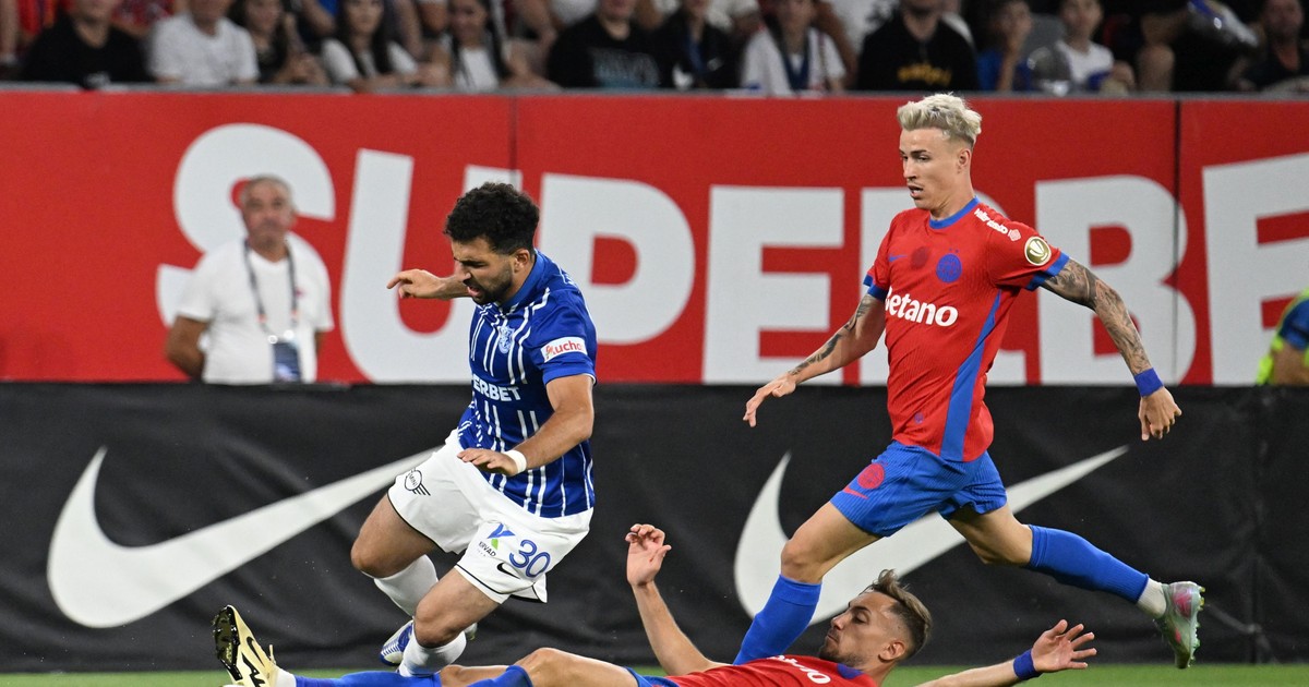Narek Grigoryan, Mihai Daniel Lixandru si Octavian George Popescu in meciul dintre FCSB si Farul Constanta, contand pentru Superliga Superbet, desfasurat pe Stadionul Steaua-Ghencea din Bucuresti, sambata 26 iulie 2025. © FOTO:Razvan Pasarica/SPORT PICTURES