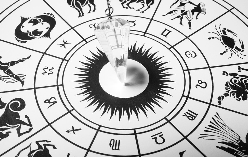 Horoscop, vineri, 31 august 2018. Racii reușesc să schimbe atmosfera din jurul lor