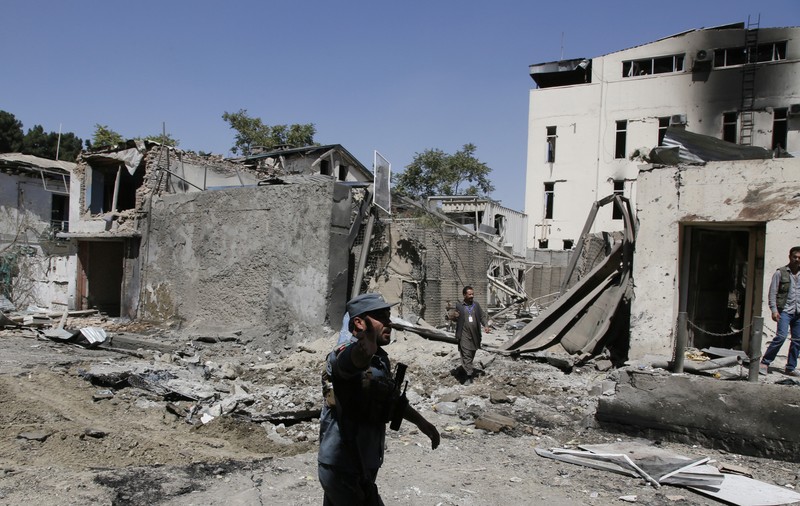 Explozie lângă clădirea guvernului din Afganistan. 12 morți și 31 de răniți